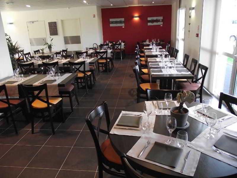 Brit Hotel Saint-Meen-Le-Grand En Broceliande エクステリア 写真