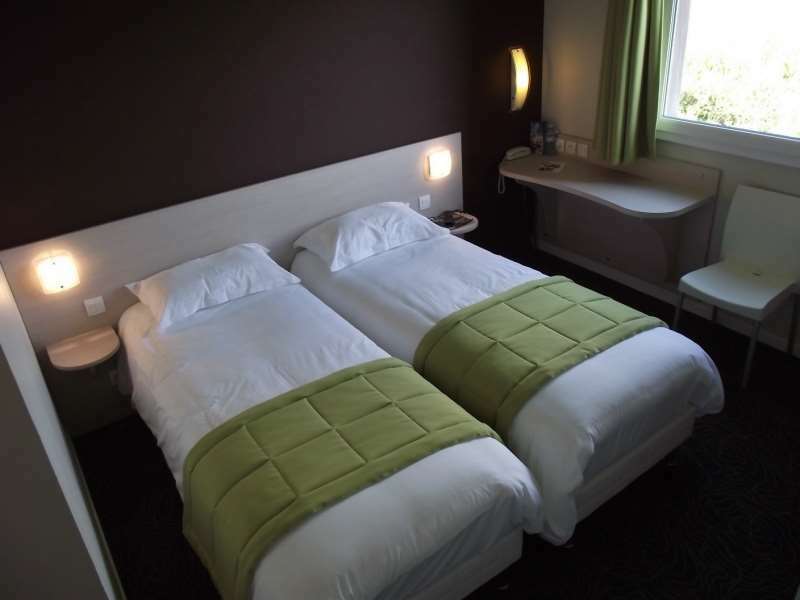 Brit Hotel Saint-Meen-Le-Grand En Broceliande 部屋 写真